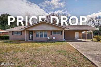 Beach Home For Sale in Biloxi, Mississippi