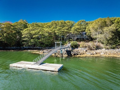 Beach Home For Sale in Cushing, Maine