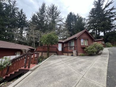 Beach Home For Sale in Brookings, Oregon