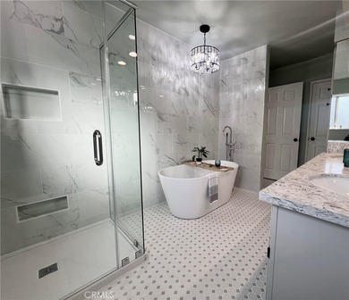 Beach Home For Sale in Long Beach, California