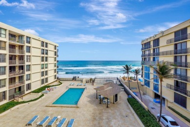 Beach Condo For Sale in South Palm Beach, Florida