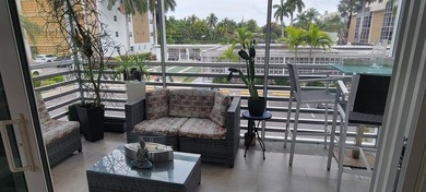 Beach Condo For Sale in Oakland Park, Florida