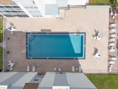 Beach Condo Sale Pending in Lake Worth Beach, Florida