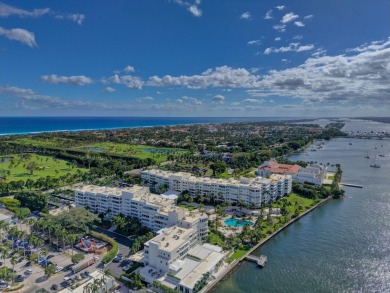 Beach Condo For Sale in Palm Beach, Florida