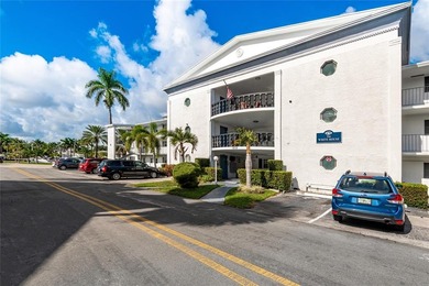 Beach Condo Active Under Contract in Hallandale Beach, Florida