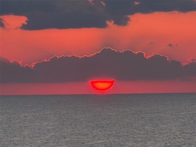 Beach Condo For Sale in Jensen Beach, Florida