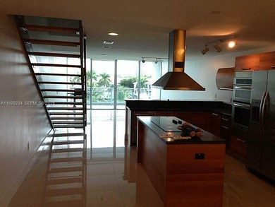 Beach Condo For Sale in Aventura, Florida