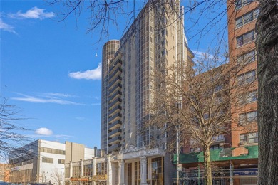 Beach Condo For Sale in Flushing, New York