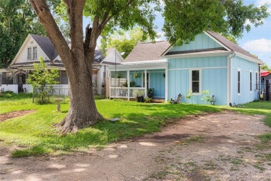 Beach Home For Sale in Palacios, Texas