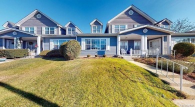 Beach Condo For Sale in Brookhaven, New York