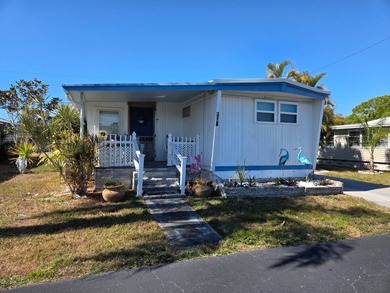 Beach Home For Sale in St. Petersburg, Florida