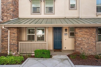 Beach Townhome/Townhouse For Sale in Fremont, California