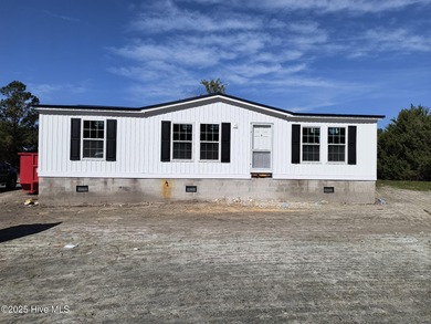 Beach Home Sale Pending in Beaufort, North Carolina