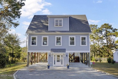 Beach Home For Sale in Hampstead, North Carolina