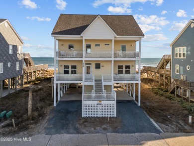 Beach Home For Sale in North Topsail Beach, North Carolina