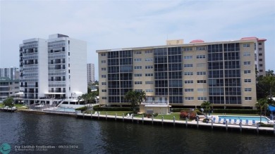 Beach Condo For Sale in Pompano Beach, Florida