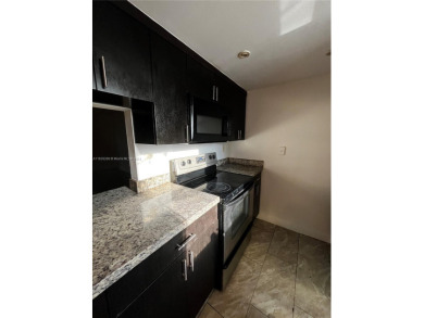 Beach Condo For Sale in West Palm Beach, Florida