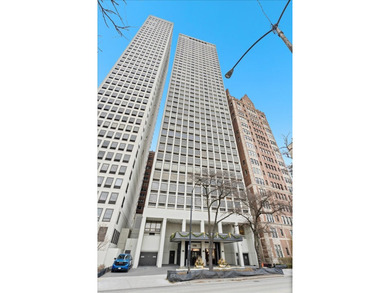 Beach Condo For Sale in Chicago, Illinois