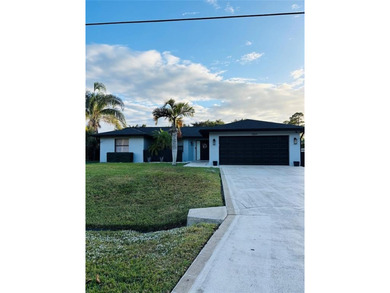 Beach Home For Sale in Port Saint Lucie, Florida