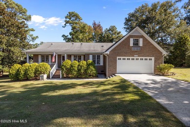 Beach Home For Sale in New Bern, North Carolina