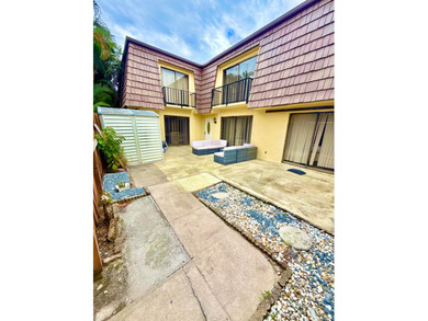 Beach Townhome/Townhouse For Sale in Palm Springs, Florida