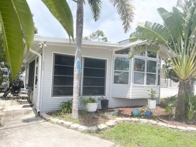 Beach Home For Sale in Fort Myers, Florida