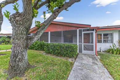 Beach Home For Sale in Delray Beach, Florida