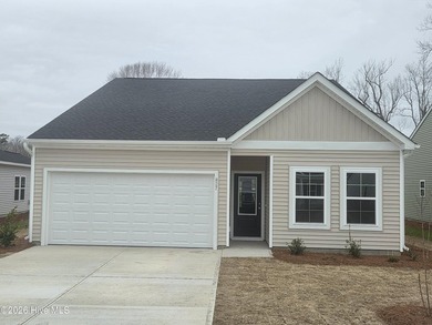 Beach Home Active Under Contract in Sneads Ferry, North Carolina