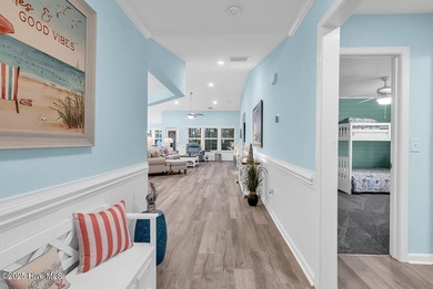 Beach Home For Sale in Ocean Isle Beach, North Carolina