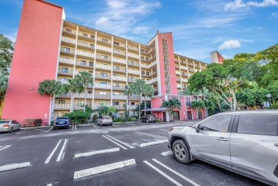 Beach Condo For Sale in Pompano Beach, Florida