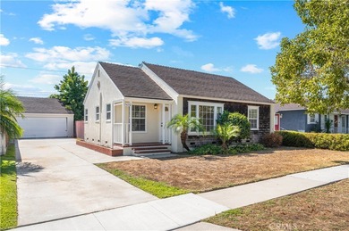 Beach Home Sale Pending in Long Beach, California