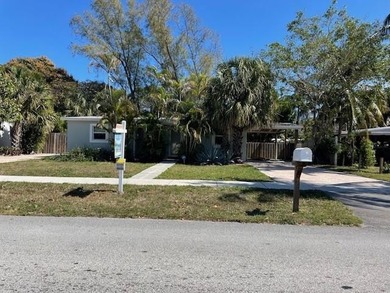 Beach Home Active Under Contract in Pompano Beach, Florida