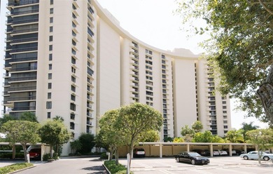 Beach Condo For Sale in West Palm Beach, Florida