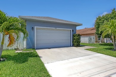 Beach Home For Sale in Boynton Beach, Florida
