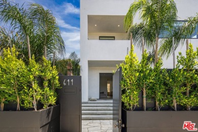 Beach Home For Sale in Venice, California