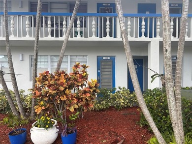 Beach Condo For Sale in Deerfield Beach, Florida