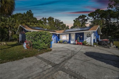 Beach Home For Sale in Crystal River, Florida