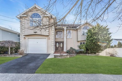 Beach Home For Sale in Freeport, New York