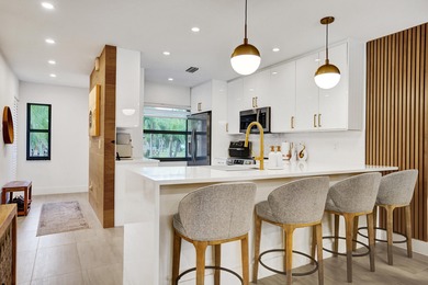 Beach Condo For Sale in Boca Raton, Florida