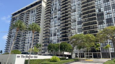 Beach Condo For Sale in Miami, Florida