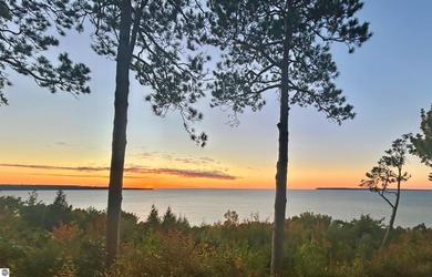 Beach Condo Sale Pending in Glen Arbor, Michigan