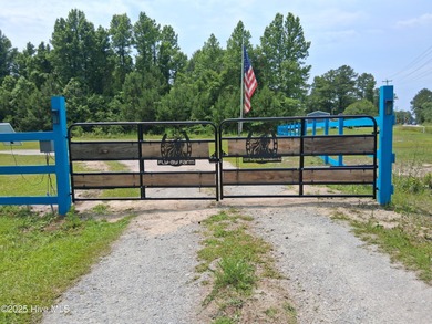 Beach Acreage For Sale in Hubert, North Carolina