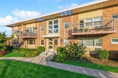 Beach Home For Sale in Oceanside, New York