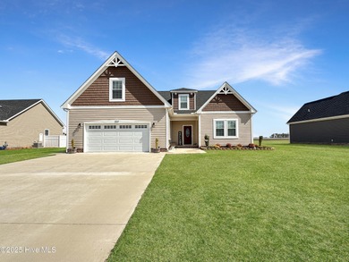 Beach Home For Sale in Elizabeth City, North Carolina