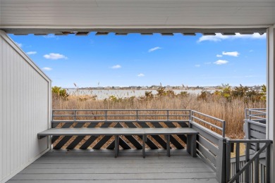 Beach Condo For Sale in Westhampton Beach, New York