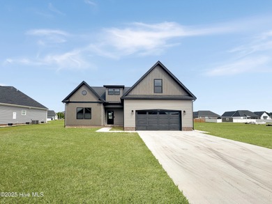 Beach Home For Sale in Elizabeth City, North Carolina