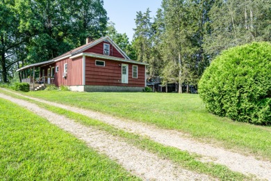 Beach Home For Sale in Three Oaks, Michigan