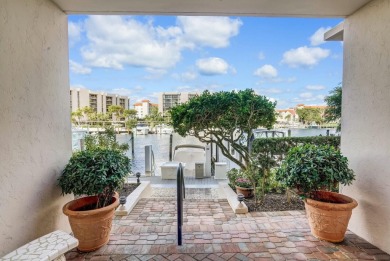 Beach Condo For Sale in Boca Raton, Florida