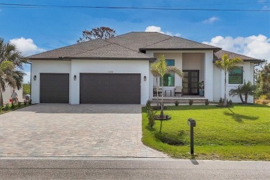 Beach Home For Sale in Rotonda West, Florida