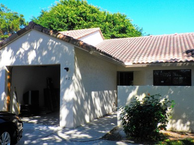 Beach Home For Sale in Boca Raton, Florida